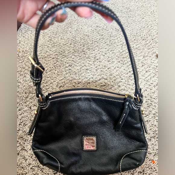 Dooney & Bourke leather purse - Picture 7 of 7